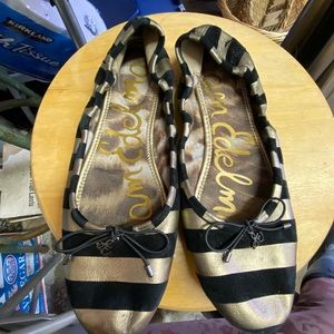 Sam Edelman Felicia black Gold Ballet flats